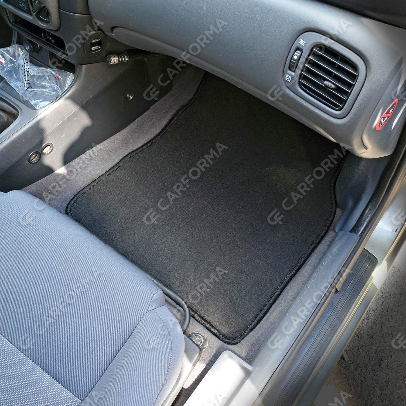 Ворсовые коврики на Nissan Almera 2 (N16) 2000&nbsp;-&nbsp;2006 в Белгороде