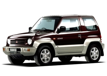 Коврики на Mitsubishi Pajero Junior 1995 - 1998 в Белгороде