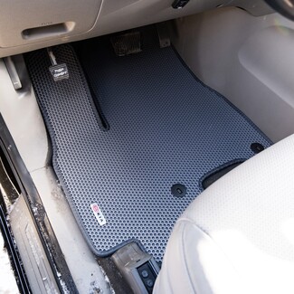 Ворсовые коврики на KIA Carnival III 9 мест и 11 мест 2014 - 2021 в Белгороде Ворсовые коврики на KIA Carnival III 9 мест и 11 мест 2014 - 2021 в Белгороде