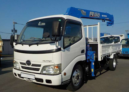 Коврики на Hino 300 I узкая кабина 1999 - 2015 в Белгороде