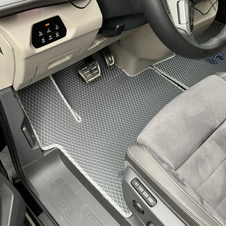 Коврики на Volkswagen Multivan (T7) 2021&nbsp;-&nbsp;2026 в Белгороде