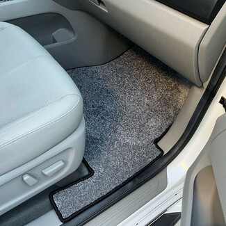 Ворсовые коврики на KIA Carnival III 7 мест 2014 - 2021 в Белгороде Ворсовые коврики на KIA Carnival III 7 мест 2014 - 2021 в Белгороде