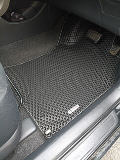 Ворсовые коврики на Toyota Corolla Axio (E14) 2006&nbsp;-&nbsp;2012 в Белгороде