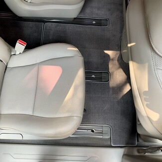 Ворсовые коврики на KIA Carnival III 9 мест и 11 мест 2014 - 2021 в Белгороде Ворсовые коврики на KIA Carnival III 9 мест и 11 мест 2014 - 2021 в Белгороде