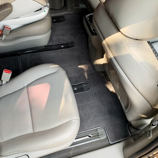 Ворсовые коврики на KIA Carnival III 9 мест и 11 мест 2014 - 2021 в Белгороде Ворсовые коврики на KIA Carnival III 9 мест и 11 мест 2014 - 2021 в Белгороде